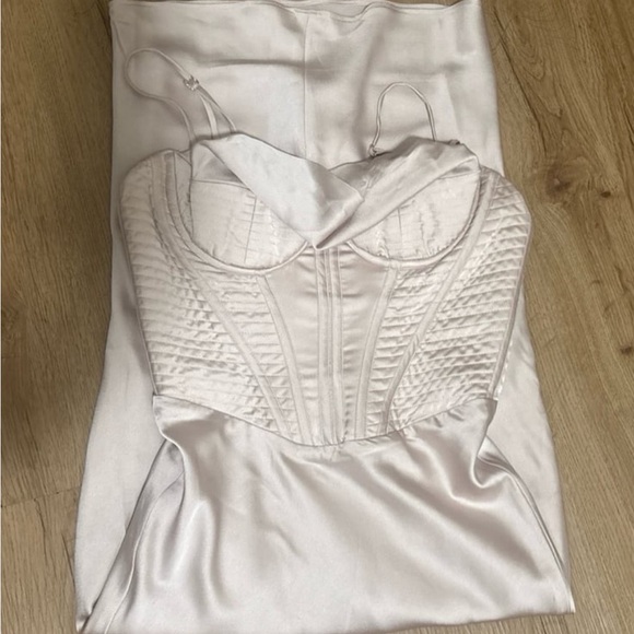 House of CB Myrna Dress - Picture 1 of 3